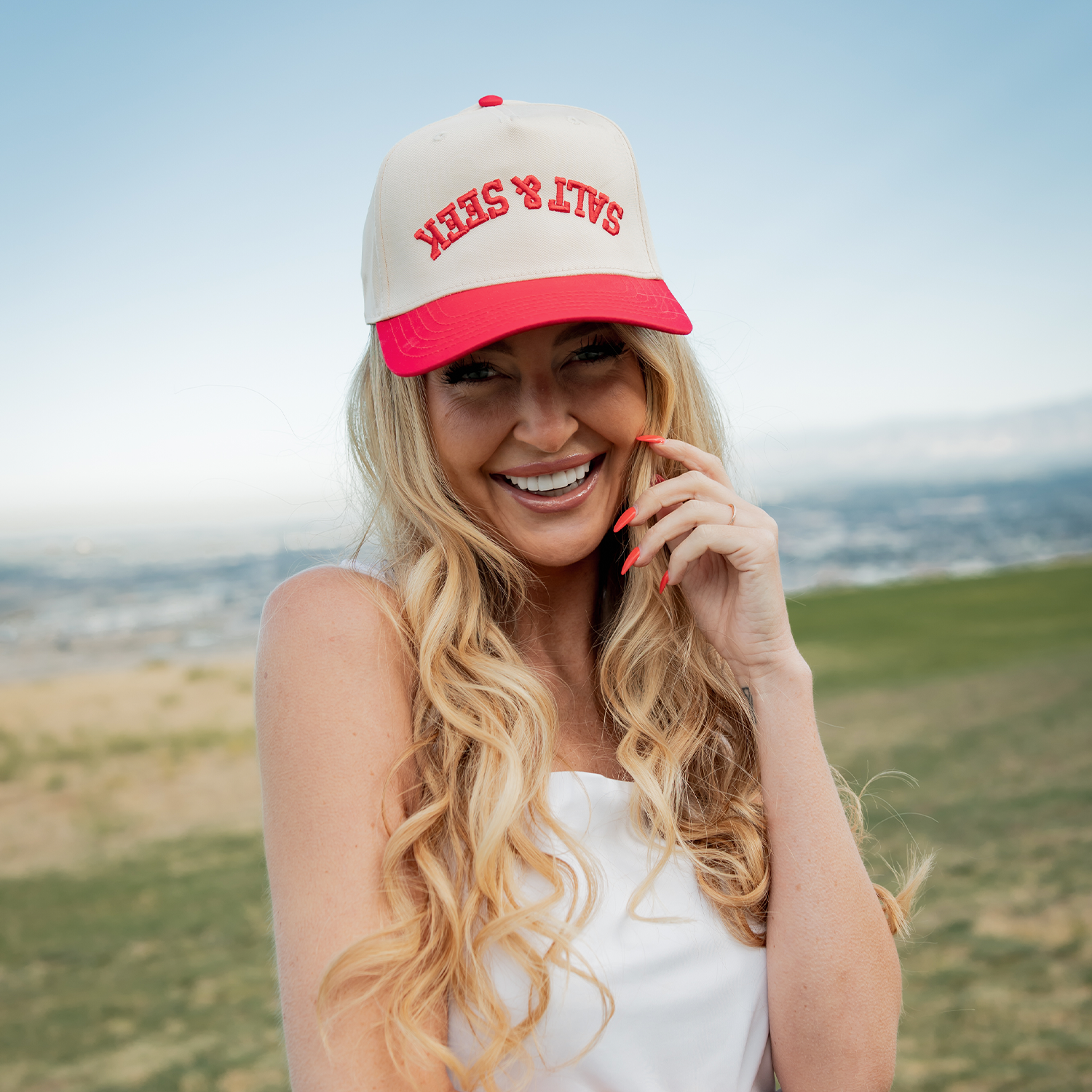Salt & Seek Upside Down Snapback Hat (Cream/Red)